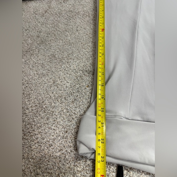 SYMPLI Black Pull-On Cropped Cuffed Jersey Knit Pants Size 6 EUC made in Canada - Picture 3 of 9